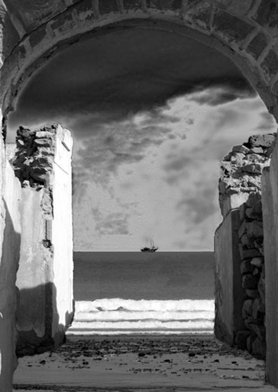Horizon, au loin le bateau